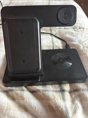 Amazon Black 3-in-1 Wireless Charging Stand for Phone, Watch & Earbuds